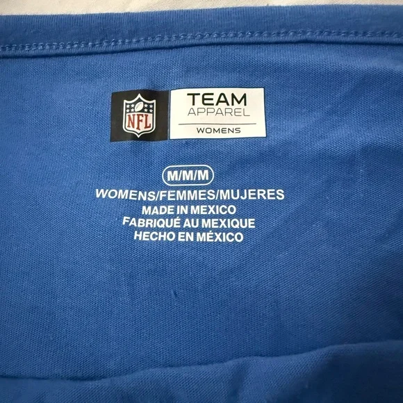 NFL Team Apparel Women’s Medium Detroit Lions tee - Picture 3 of 4